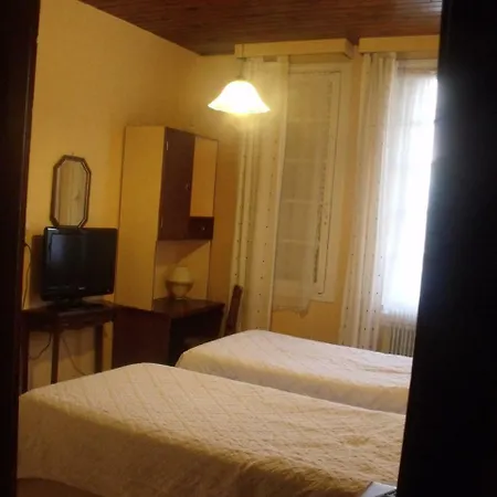 A L'amarante Отель